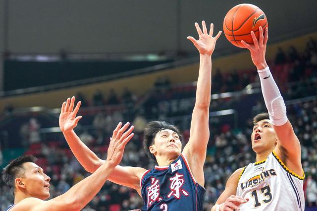 澳门真人百家乐-CBA春晚变成一边倒 辽宁展现进步 广东为何惨败？