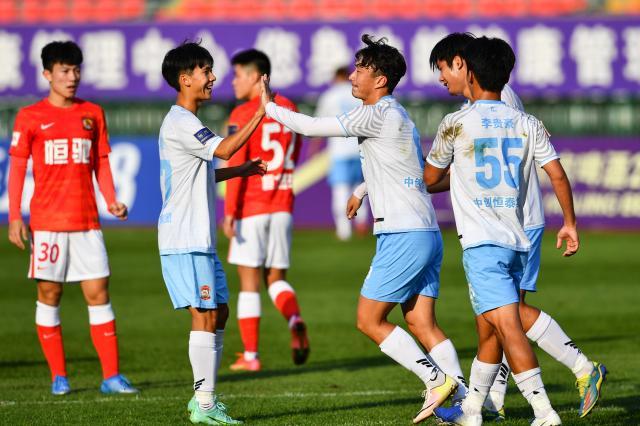 澳门百家乐平台-广州双雄被中甲中乙队淘汰 深足成足协杯南粤独苗